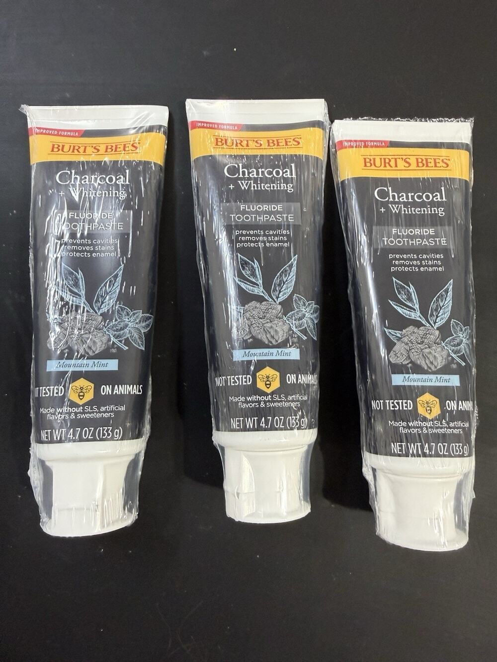 Burt's Bees Natural Mint Charcoal Toothpaste with Fluoride 3 pack 01/27 NO BOX